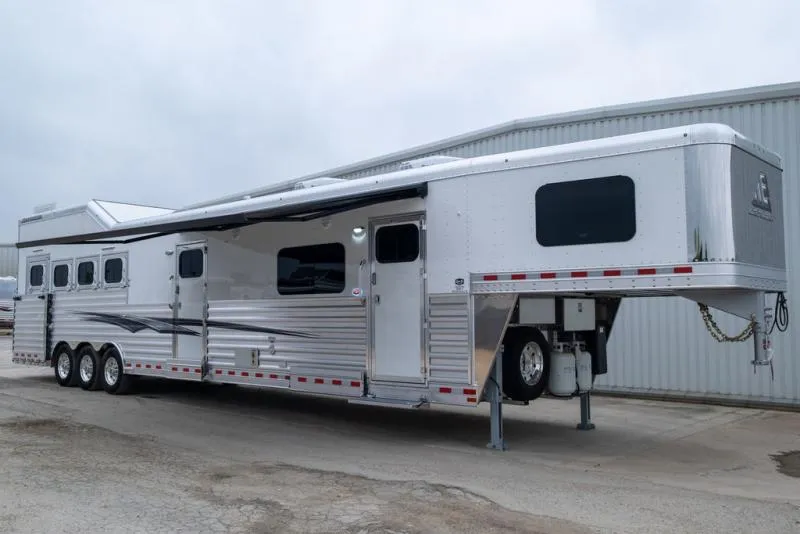 new Horse Trailers Elite Trailers  for sale, in Seguin, TX Thumbnail 42