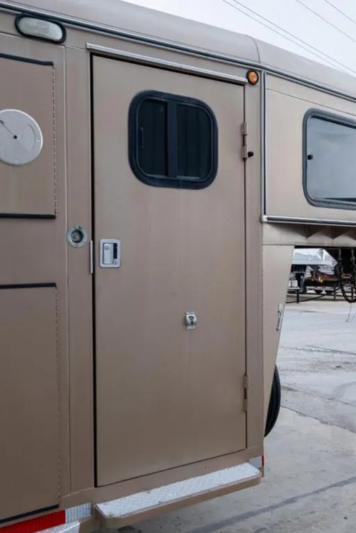 used Horse Trailers CM Trailers  for sale, in Seguin, TX Thumbnail 7