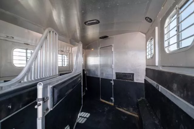 used Horse Trailers 4-Star Trailers  for sale, in Seguin, TX Thumbnail 18