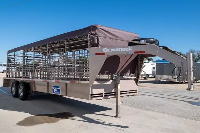 new Stock / Stock Combo Trailers Gooseneck  for sale, in Seguin, TX Thumbnail 5