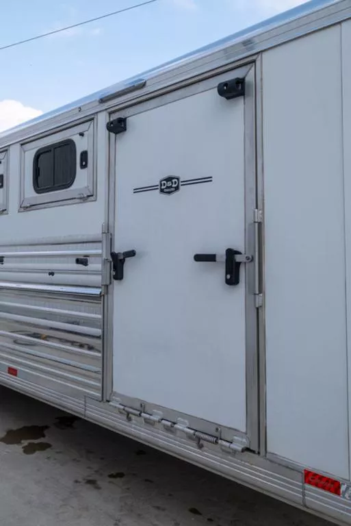 new Horse Trailers Cimarron Trailers  for sale, in Seguin, TX Thumbnail 8