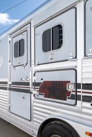 used Horse Trailers 4-Star Trailers  for sale, in Seguin, TX Thumbnail 9