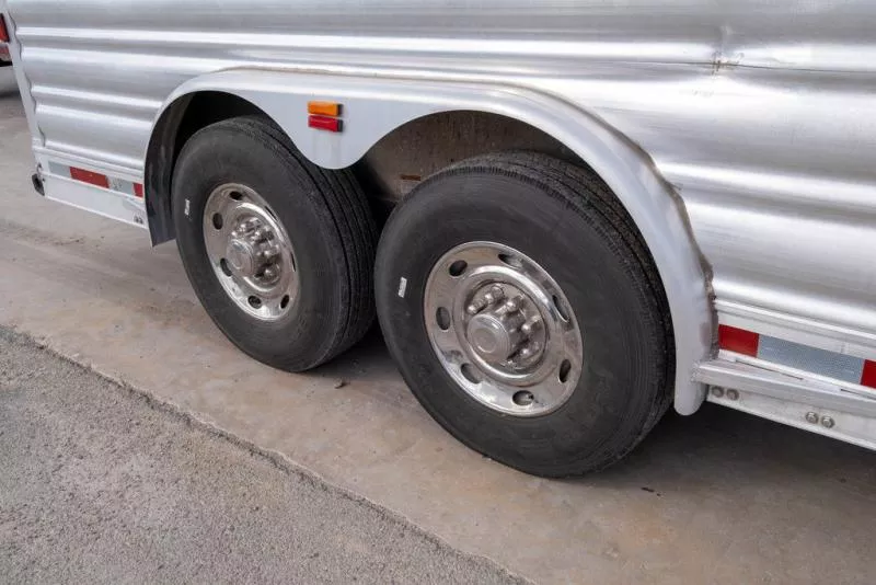 used Horse Trailers Platinum Coach  for sale, in Seguin, TX Thumbnail 34