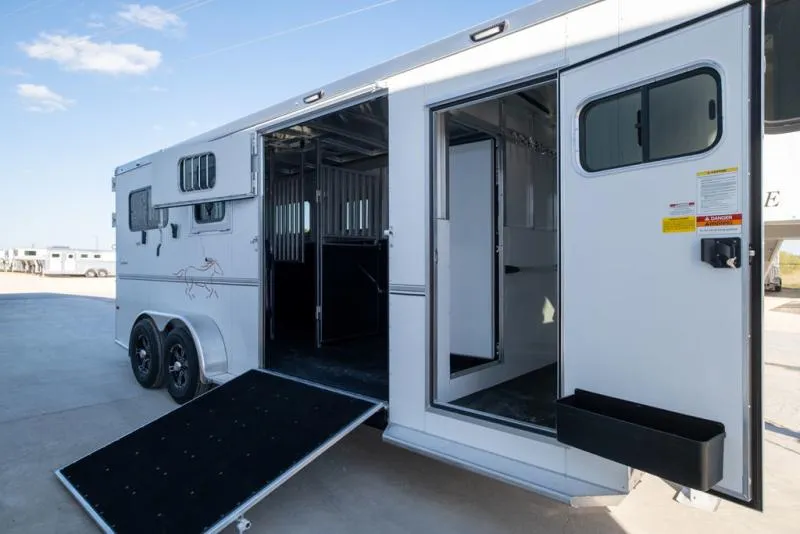 new Horse Trailers Sundowner Trailers  for sale, in Seguin, TX Thumbnail 8