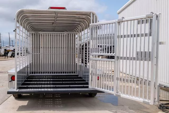 new Stock / Stock Combo Trailers Gooseneck  for sale, in Seguin, TX Thumbnail 12