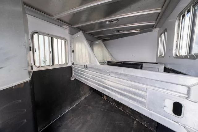 used Horse Trailers Featherlite  for sale, in Seguin, TX Thumbnail 21
