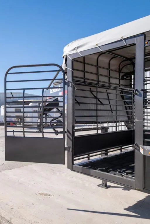 new Stock / Stock Combo Trailers Gooseneck  for sale, in Seguin, TX Thumbnail 7