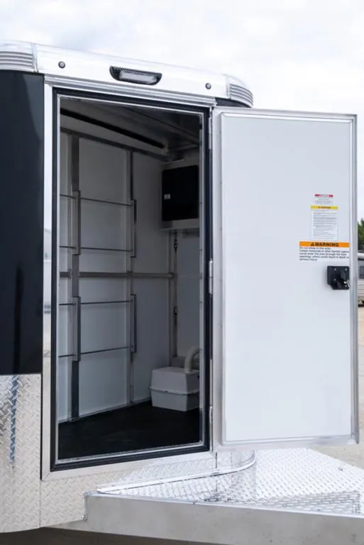 new Horse Trailers Sundowner Trailers  for sale, in Seguin, TX Thumbnail 7