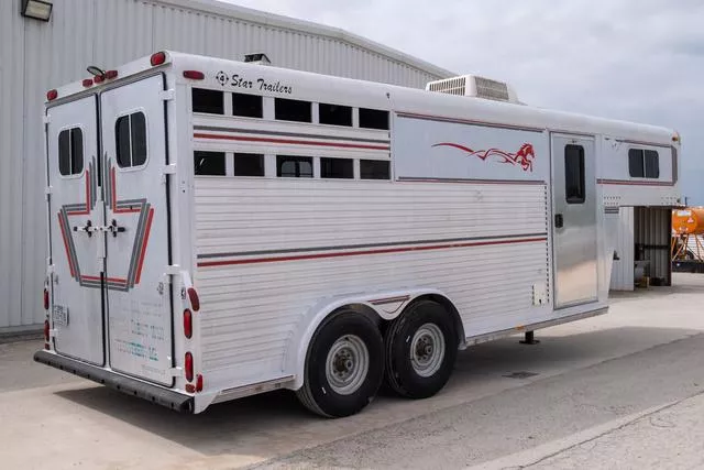 used Horse Trailers 4-Star Trailers  for sale, in Seguin, TX Thumbnail 2