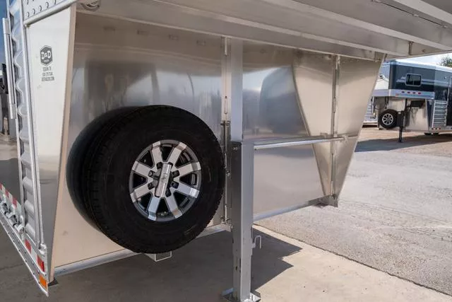 new Horse Trailers Elite Trailers  for sale, in Seguin, TX Thumbnail 6