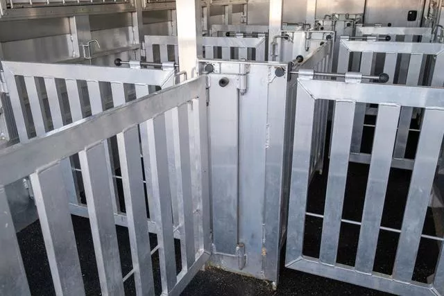 used Horse Trailers Sooner  for sale, in Seguin, TX Thumbnail 21