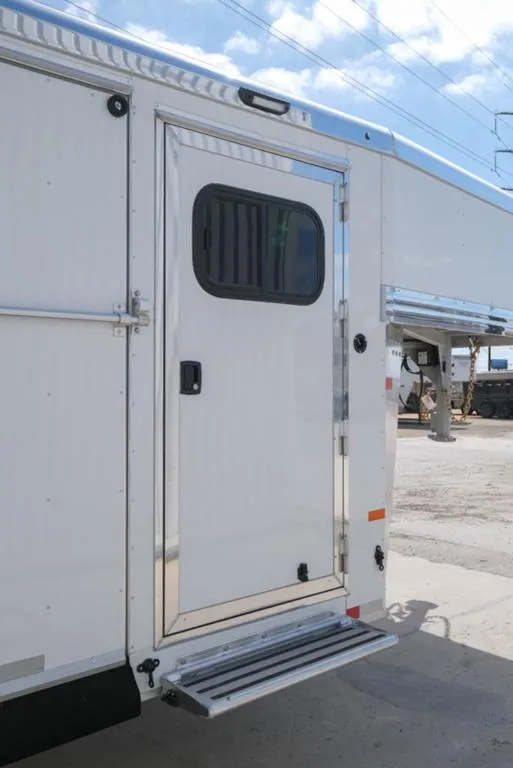 new Stock / Stock Combo Trailers Sundowner Trailers  for sale, in Seguin, TX Thumbnail 9