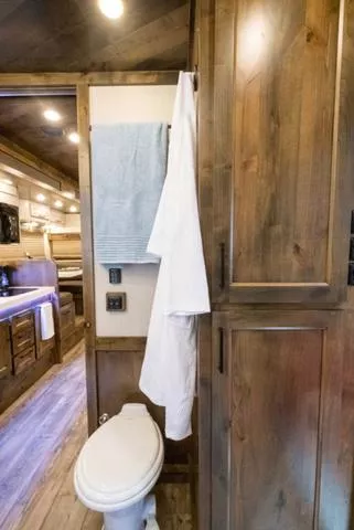 new Horse Trailers Elite Trailers  for sale, in Seguin, TX Thumbnail 41