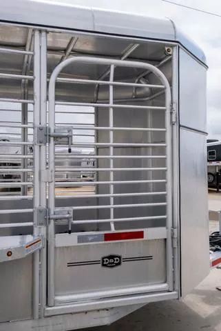 new Stock / Stock Combo Trailers Gooseneck  for sale, in Seguin, TX Thumbnail 6