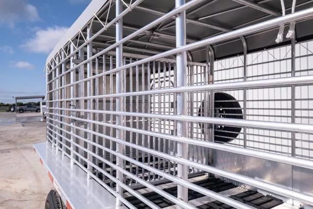 new Stock / Stock Combo Trailers Gooseneck  for sale, in Seguin, TX Thumbnail 17