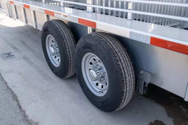 new Stock / Stock Combo Trailers Gooseneck  for sale, in Seguin, TX Thumbnail 17