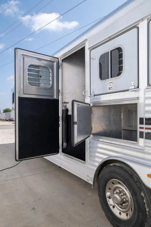 used Horse Trailers 4-Star Trailers  for sale, in Seguin, TX Thumbnail 8