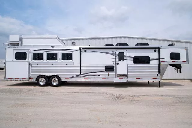 new Horse Trailers Merhow Trailers  for sale, in Seguin, TX Thumbnail 2