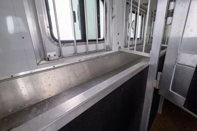 used Horse Trailers Lakota  for sale, in Seguin, TX Thumbnail 13