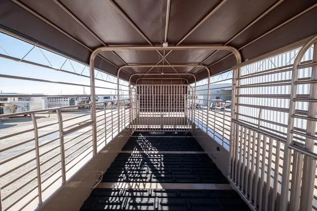 new Stock / Stock Combo Trailers Gooseneck  for sale, in Seguin, TX Thumbnail 14