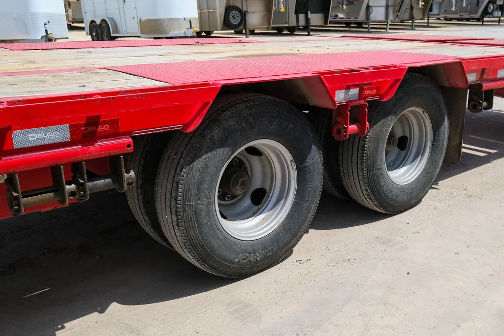 used Equipment / Flatbed Trailers Delco Trailers  for sale, in Seguin, TX Thumbnail 9