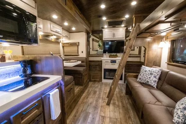 new Horse Trailers Elite Trailers  for sale, in Seguin, TX Thumbnail 33