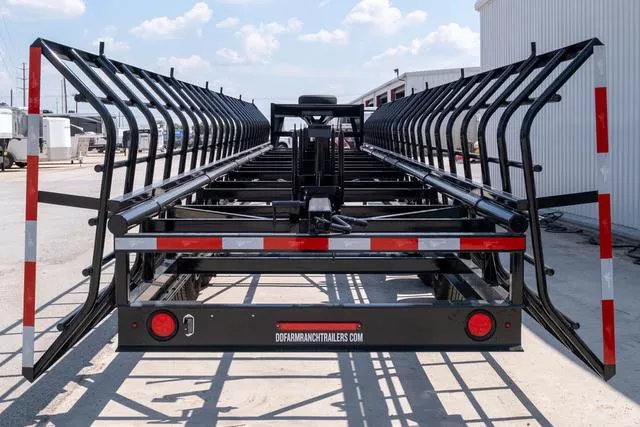new Stock / Stock Combo Trailers Gooseneck  for sale, in Seguin, TX Thumbnail 8