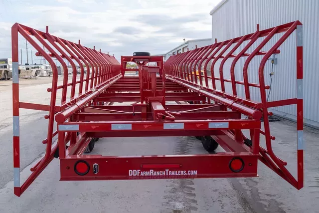 new Stock / Stock Combo Trailers Gooseneck  for sale, in Seguin, TX Thumbnail 4