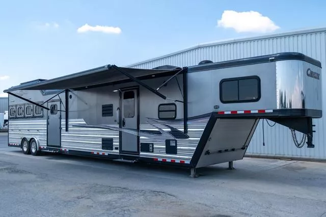 used Horse Trailers Cimarron Trailers  for sale, in Seguin, TX Thumbnail 2
