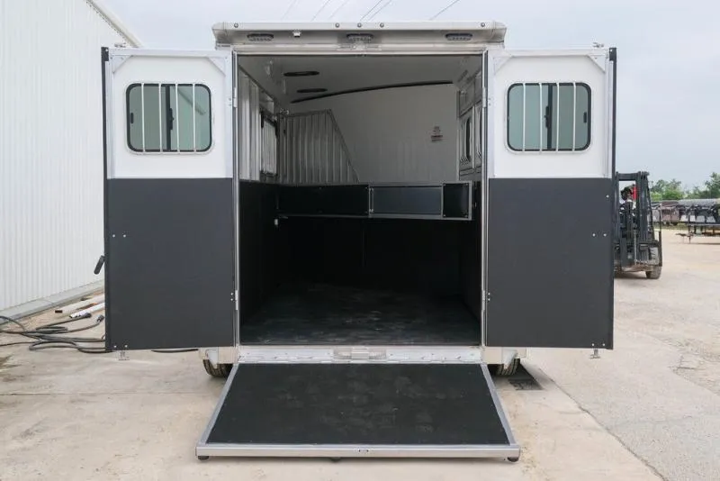 new Horse Trailers Sundowner Trailers  for sale, in Seguin, TX Thumbnail 11