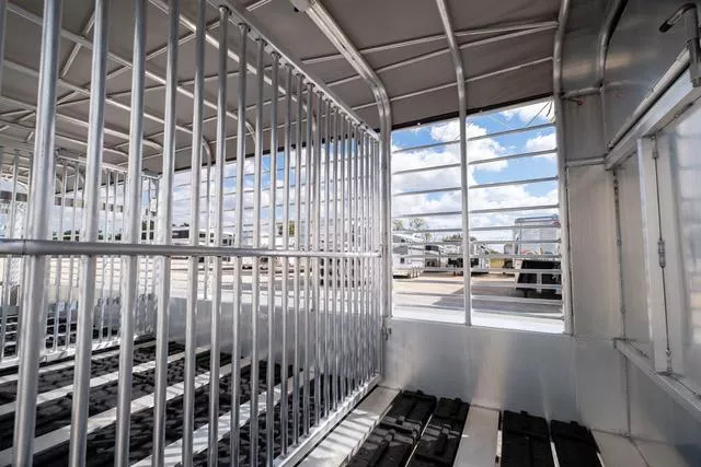 new Stock / Stock Combo Trailers Gooseneck  for sale, in Seguin, TX Thumbnail 8