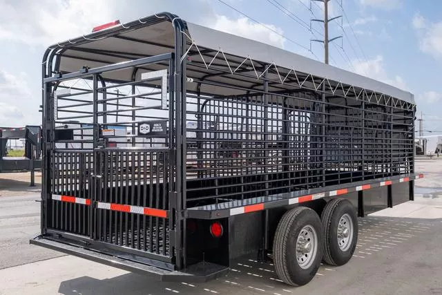 new Stock / Stock Combo Trailers Gooseneck  for sale, in Seguin, TX Thumbnail 4