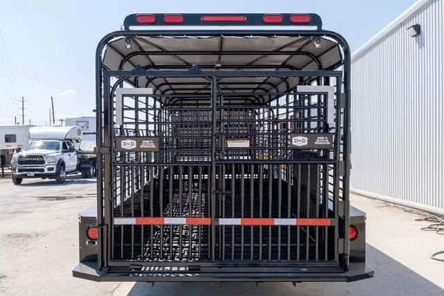 new Stock / Stock Combo Trailers Gooseneck  for sale, in Seguin, TX Thumbnail 10