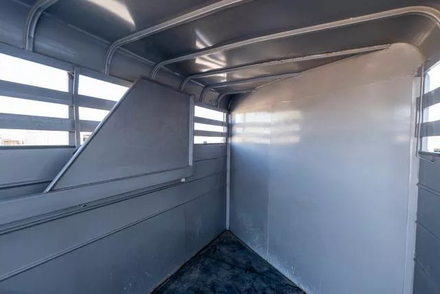 used Horse Trailers CM Trailers  for sale, in Seguin, TX Thumbnail 9