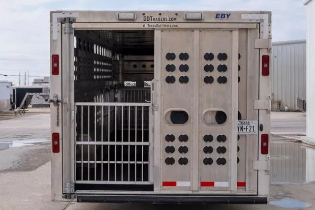 used Horse Trailers EBY  for sale, in Seguin, TX Thumbnail 7