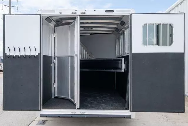 new Horse Trailers Sooner  for sale, in Seguin, TX Thumbnail 16