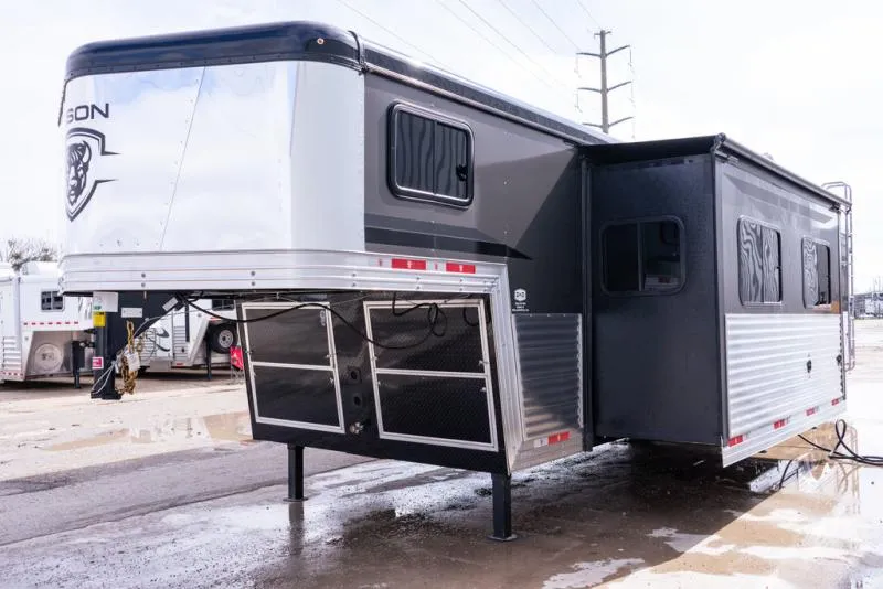 new Horse Trailers Bison Trailers  for sale, in Seguin, TX Thumbnail 6