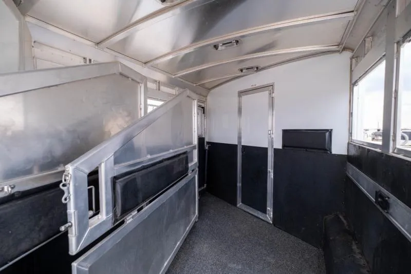 used Horse Trailers Elite Trailers  for sale, in Seguin, TX Thumbnail 26