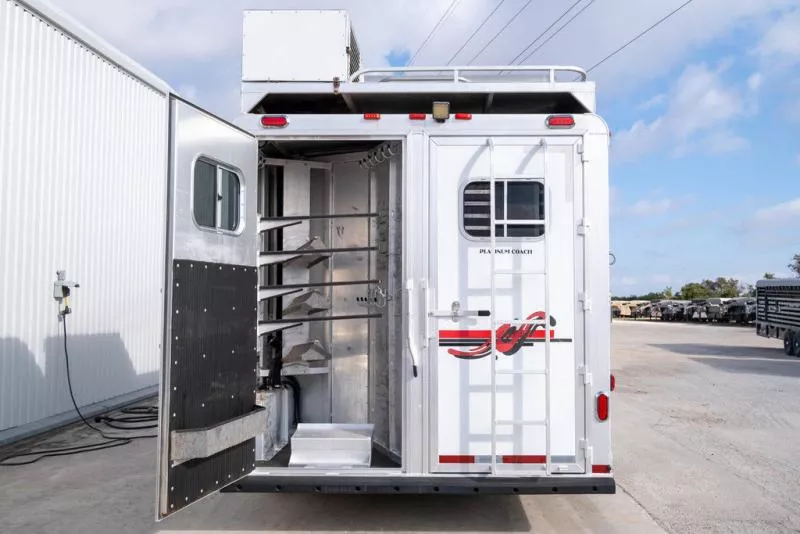 used Horse Trailers Platinum Coach  for sale, in Seguin, TX Thumbnail 11