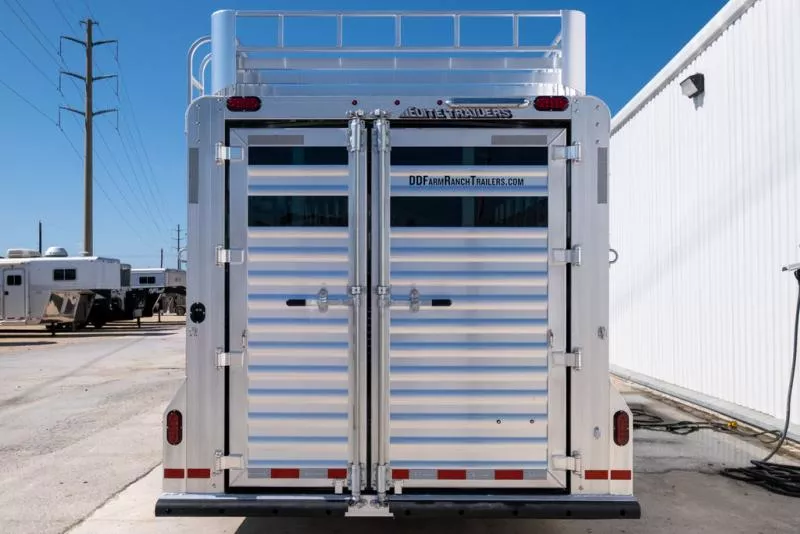 new Horse Trailers Elite Trailers  for sale, in Seguin, TX Thumbnail 10