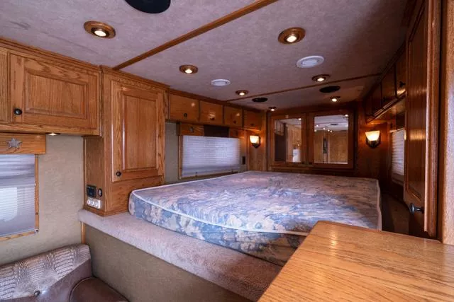 used Horse Trailers Bloomer  for sale, in Seguin, TX Thumbnail 23