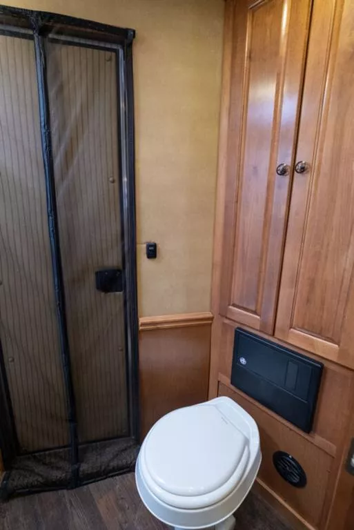 used Horse Trailers Merhow Trailers  for sale, in Seguin, TX Thumbnail 30