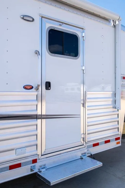 new Horse Trailers Elite Trailers  for sale, in Seguin, TX Thumbnail 9