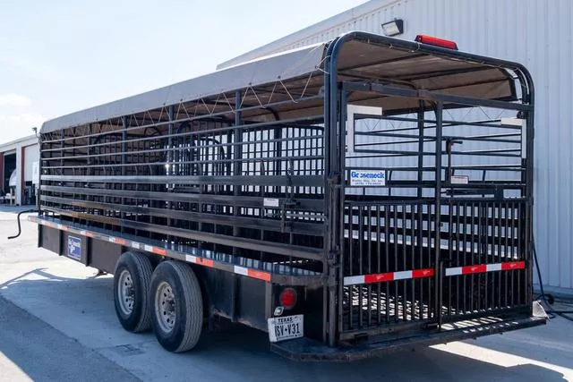 used Stock / Stock Combo Trailers Gooseneck  for sale, in Seguin, TX Thumbnail 3