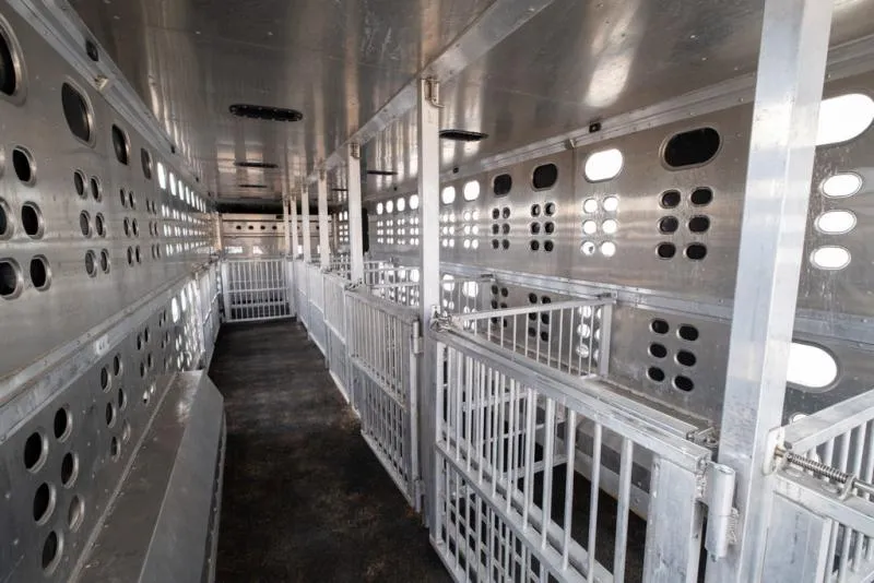 used Horse Trailers EBY  for sale, in Seguin, TX Thumbnail 10