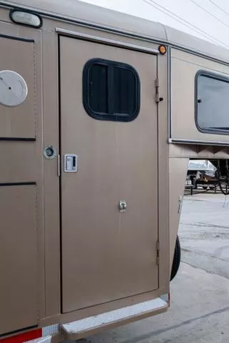 used Horse Trailers CM Trailers  for sale, in Seguin, TX Thumbnail 7