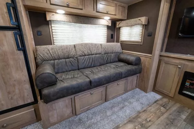 new Horse Trailers Merhow Trailers  for sale, in Seguin, TX Thumbnail 24