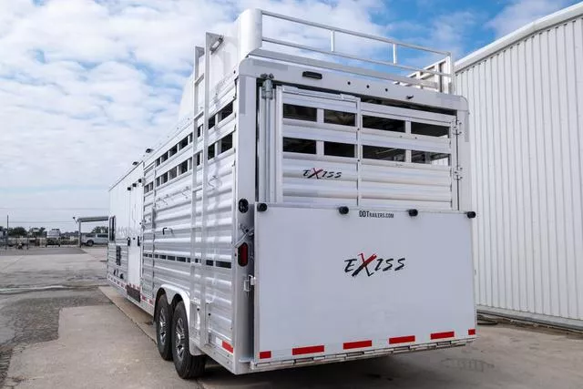 used Horse Trailers Exiss Trailers  for sale, in Seguin, TX Thumbnail 3