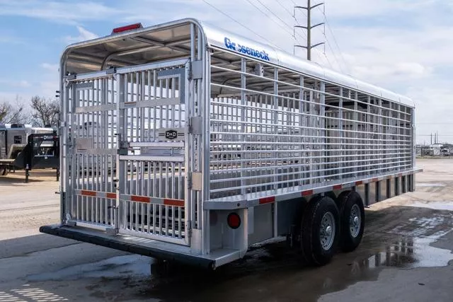 new Stock / Stock Combo Trailers Gooseneck  for sale, in Seguin, TX Thumbnail 4