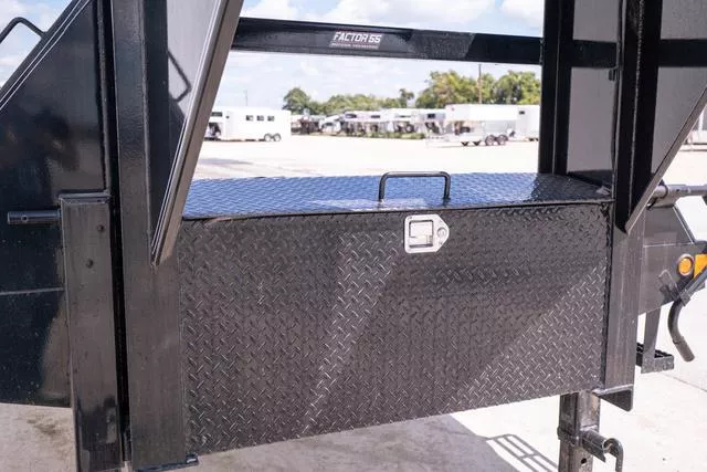 used Equipment / Flatbed Trailers Delco Trailers  for sale, in Seguin, TX Thumbnail 8